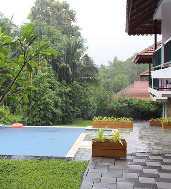 Best Hotels In Athirappilly